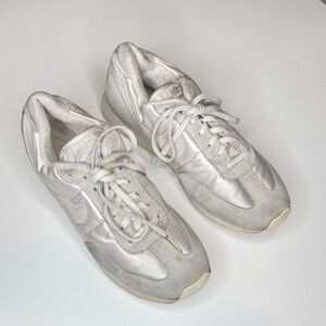 Vintage Nike Oceania Sneakers White Nylon Suede Retro Running Shoes Women’s 8
